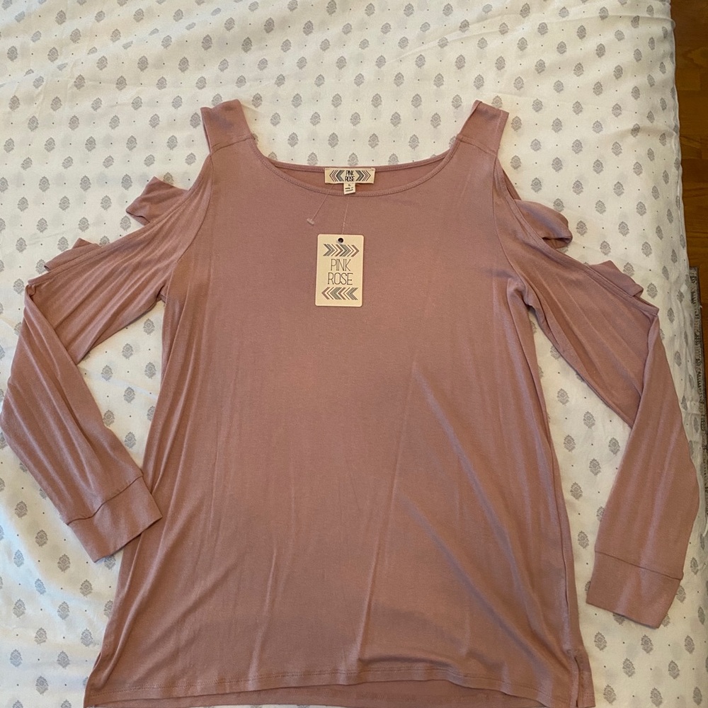 Pink rose tee - Picture 2 of 3